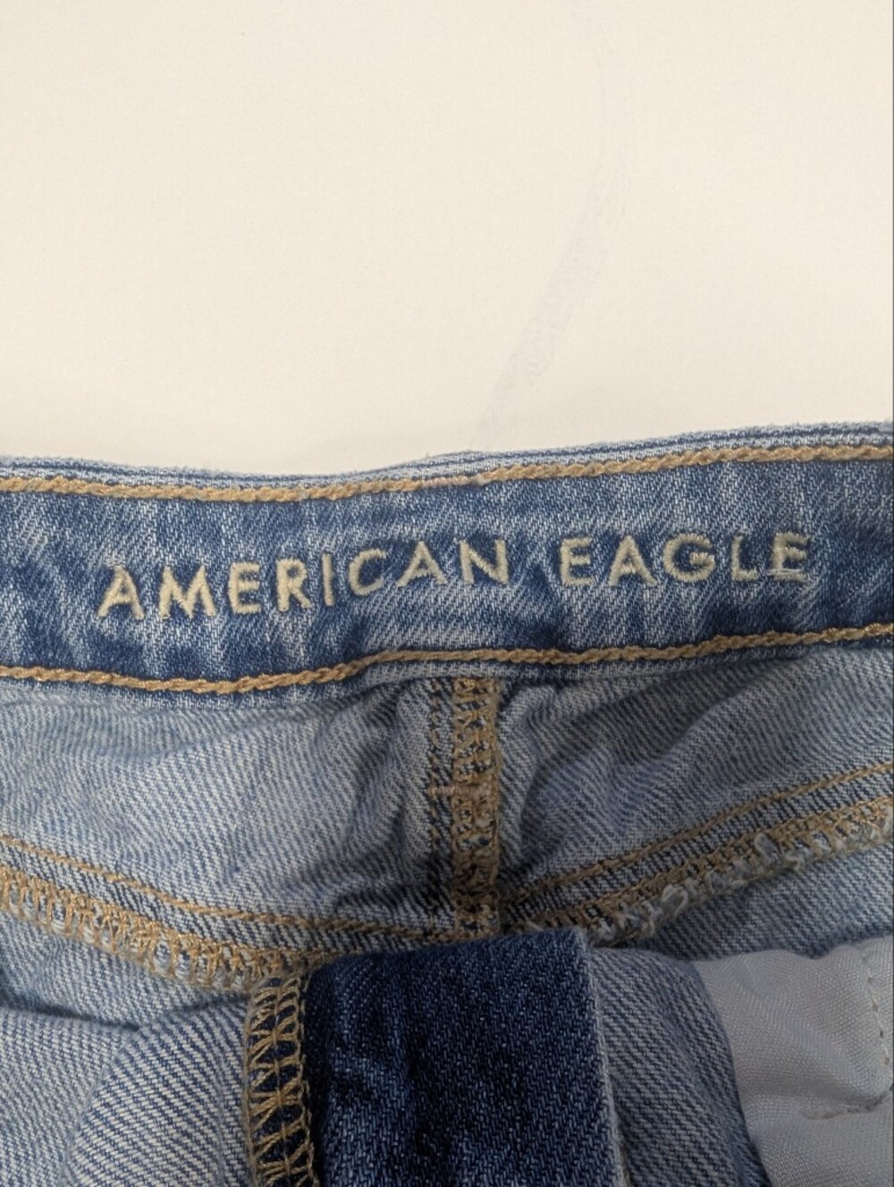 American Eagle Jean Mini Skirt Women's Size 0 Light Wash Denim Cut Off Y2K - Picture 6 of 10